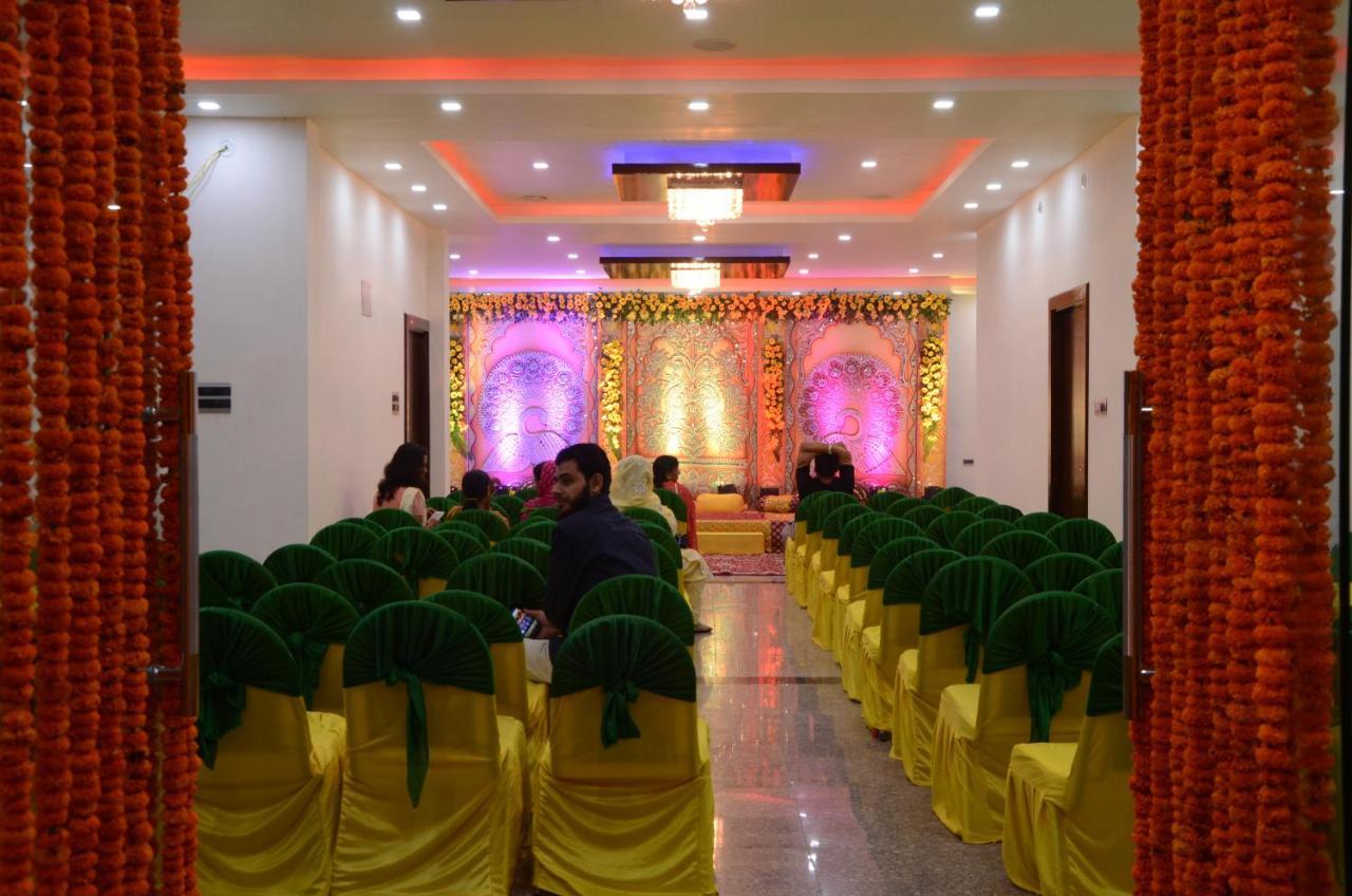 Arsh Residency Hotel Lucknow Buitenkant foto