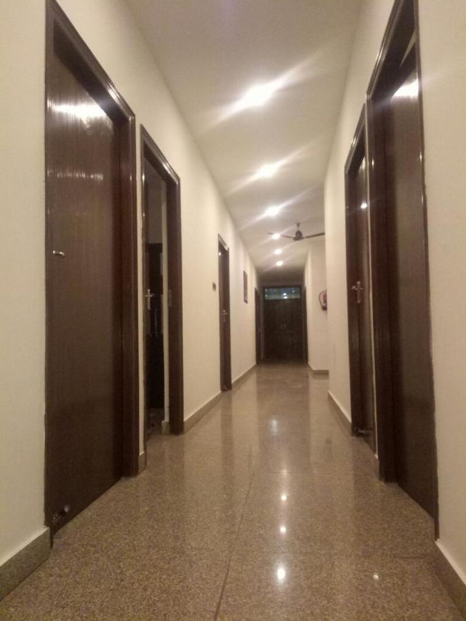 Arsh Residency Hotel Lucknow Buitenkant foto